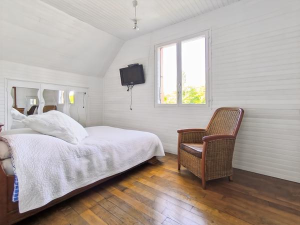 Maison 8 pièces - 165 m²