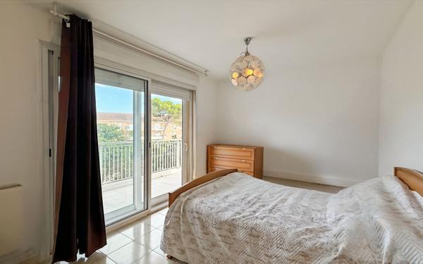 Appartement à vendre    3 pièces • 73,78 m2 Saint-Raphaël