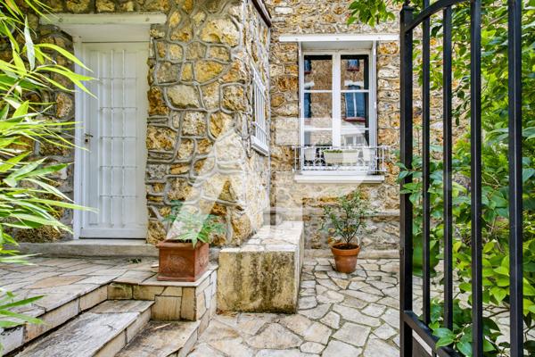 SEVRES RIVE DROITE - MAISON DE CHARME 950 000 € **  - Référence  681-s