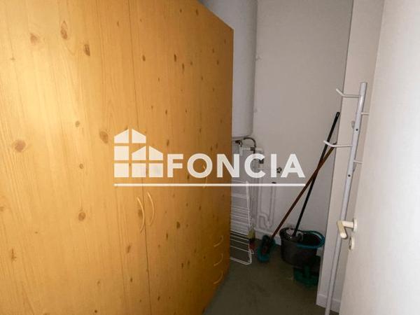 Location Studio meublé 25.05 m² - 105 RUE DE COUREILLES La Rochelle 17000