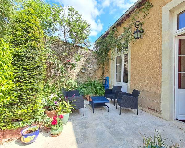 Maison 11 pièce(s) 6 chambre(s) 230 m²
