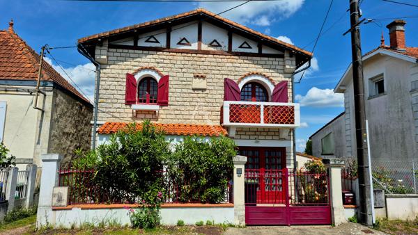 Maison Saintes année 30 - 3 chambres et garage pour Camping-car
