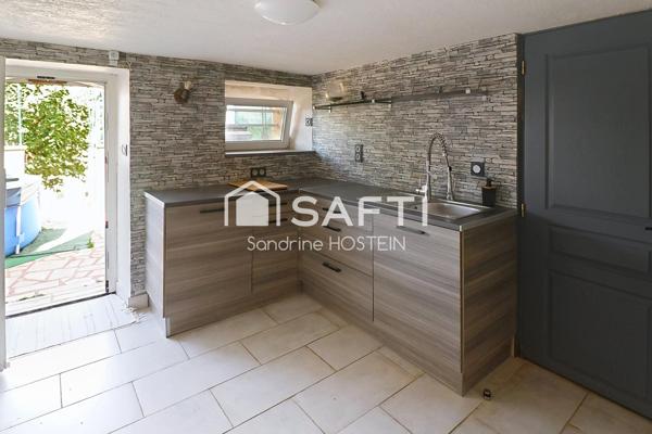 Maison rénovée de 110m2 hab avec 3 chambres, terrasse, jardin et garage