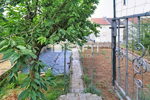 Maison rénovée de 110m2 hab avec 3 chambres, terrasse, jardin et garage