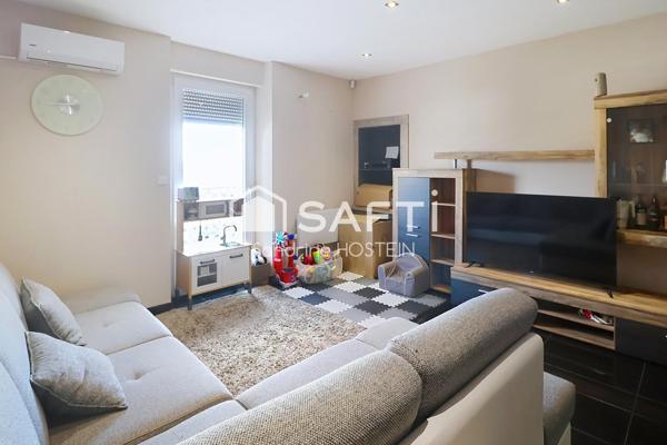 Maison rénovée de 110m2 hab avec 3 chambres, terrasse, jardin et garage