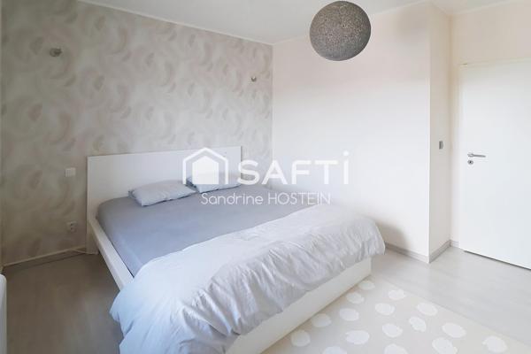 Maison rénovée de 110m2 hab avec 3 chambres, terrasse, jardin et garage