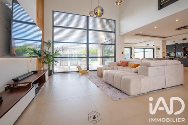Maison à vendre 7 pièces 247 m² Guénange