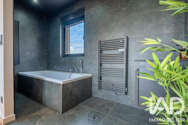 Maison à vendre 7 pièces 247 m² Guénange