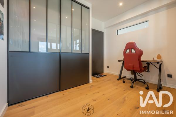 Maison à vendre 7 pièces 247 m² Guénange
