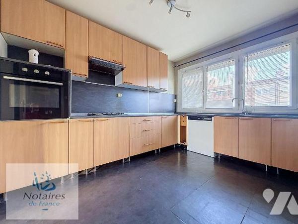 EN EXCLUSIVITE 

À VENDRE - Maison bel étage secteur lycée des Flandres à HAZEBROUCK

Cette...