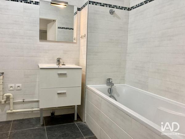 Location appartement 3 pièces 53 m² Marcq-en-Barœul