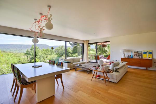 Vente Maison de luxe Malemort-du-Comtat 9 Pièces 200 m²