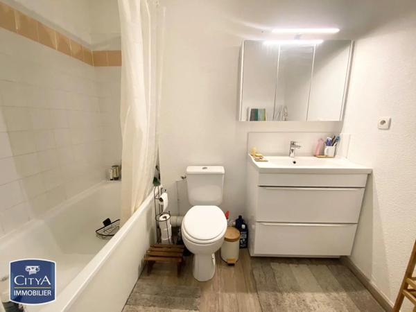 Appartement à louer 1 pièce 36.12m² Valenciennes (59300)