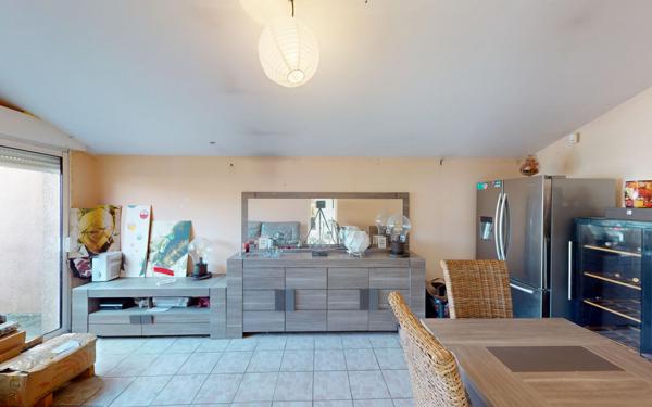 Maison à vendre    5 pièces • 132,46 m2 Villeurbanne