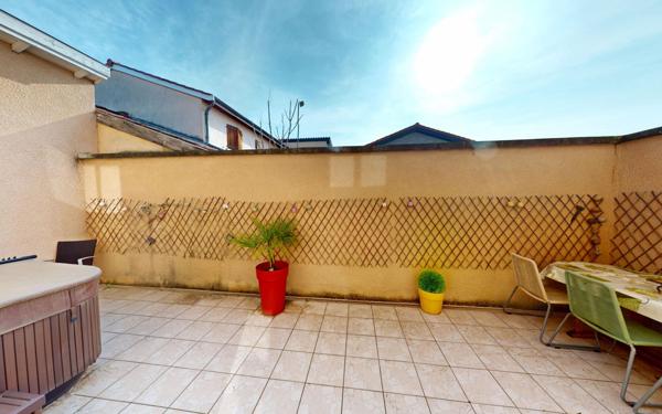 Maison à vendre    5 pièces • 132,46 m2 Villeurbanne