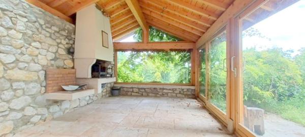 Saint-Jean-de-Gonville (01630) Maison 6 pièces avec piscine et terrain