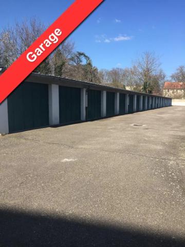 Parking / Box à louer à Cusset (03300)