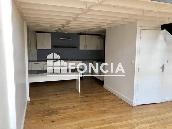 Location Appartement 3 pièces 100.42 m² - 24 RUE DE CANTELEU Lille 59000