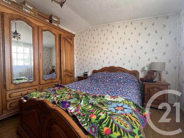 Maison à vendre  5 pièces - 85 m 2   ST QUENTIN  - 02