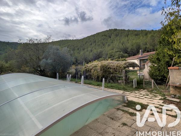 Maison à vendre 5 pièces 130 m² Saint-Zacharie