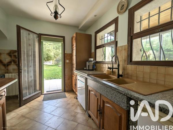 Maison à vendre 5 pièces 130 m² Saint-Zacharie