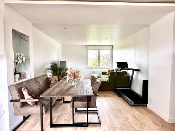 Appartement F2 entièrement rénové - 58 m2 - 1 chambre