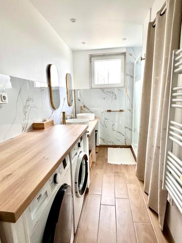 Appartement F2 entièrement rénové - 58 m2 - 1 chambre