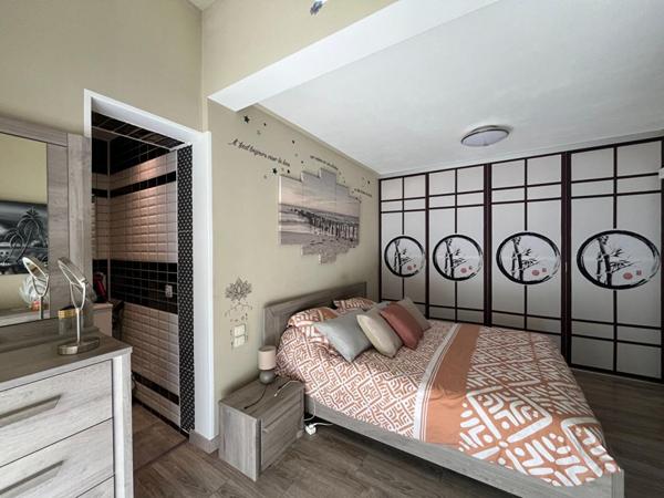 Maison T7 de 208 m² - Porte d'Agen