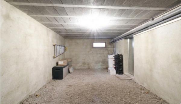 PONT-STE-MARIE : Plain-pied de 121 m² (DPE C) sur sous-sol total de 129 m²