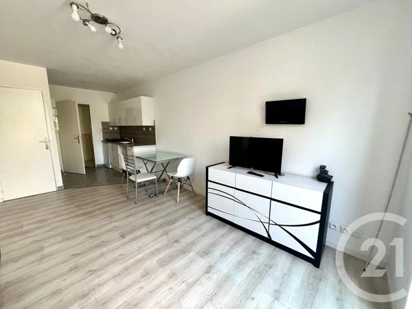 Immeuble à vendre  227 m 2   BOULOGNE SUR MER  - 62