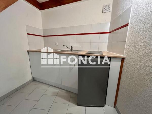 Location Studio 25.22 m² - 9 RUE BARAILLERIE Avignon 84000