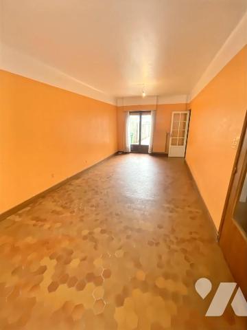 Maison de 127 m2 - 3 chambres - jardin - grand garage (80 m2)