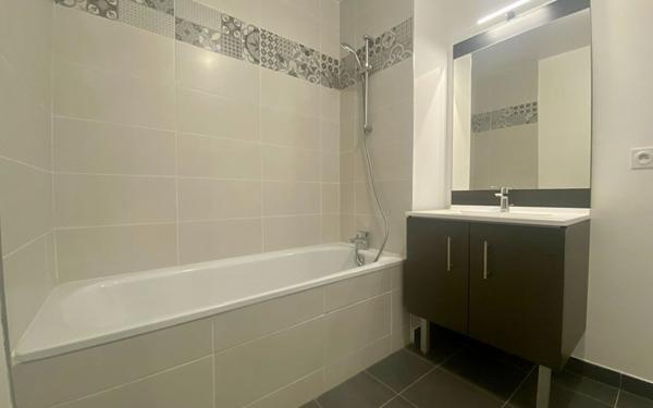 Appartement à louer    2 pièces • 64,44 m2 L'Isle-Adam