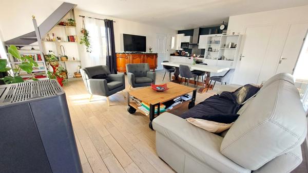 Maison 3 chambres 89 m2 et dépendance 17m2