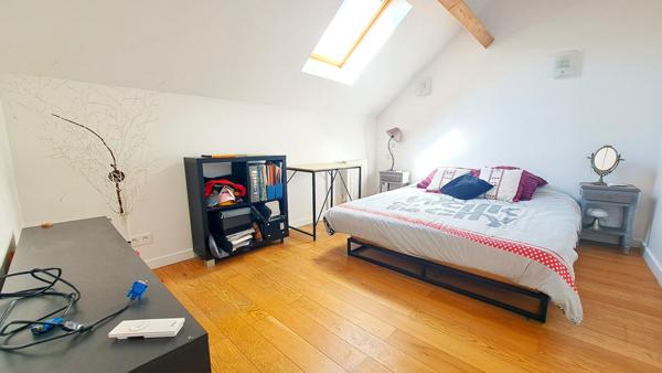 Maison 3 chambres 89 m2 et dépendance 17m2