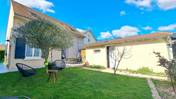 Maison 3 chambres 89 m2 et dépendance 17m2