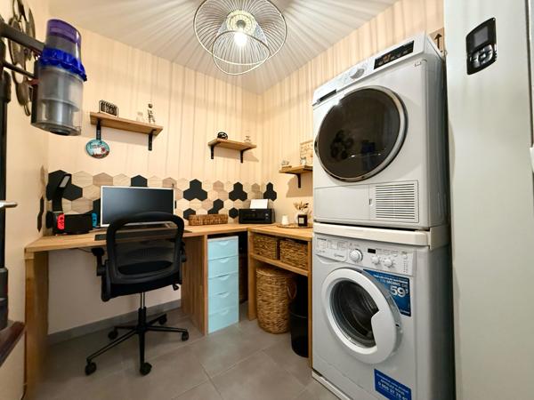 Florensac (34510) Villa contemporaine 3 Chambres, Piscine, DPE : A