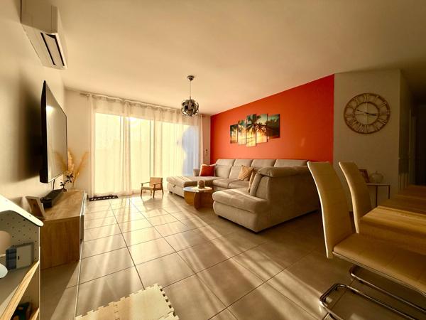 Florensac (34510) Villa contemporaine 3 Chambres, Piscine, DPE : A