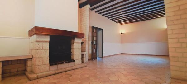 MAISON 147m2, 5 à 8 CHAMBRES 2 GARAGES JARDIN 300m2