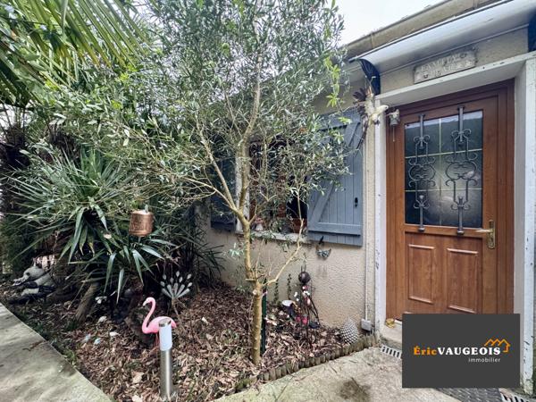 Coulommiers (77120) Maison T6 de 105 m², Terrain 625m² DPE : C avec piscine chauffée