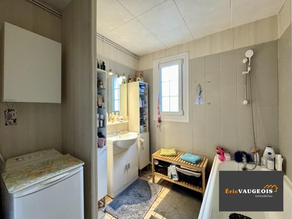 Coulommiers (77120) Maison T6 de 105 m², Terrain 625m² DPE : C avec piscine chauffée