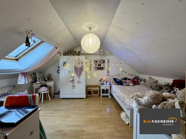 Coulommiers (77120) Maison T6 de 105 m², Terrain 625m² DPE : C avec piscine chauffée