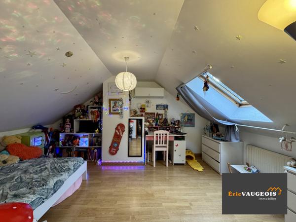 Coulommiers (77120) Maison T6 de 105 m², Terrain 625m² DPE : C avec piscine chauffée