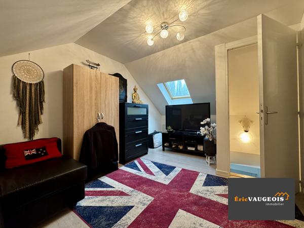 Coulommiers (77120) Maison T6 de 105 m², Terrain 625m² DPE : C avec piscine chauffée