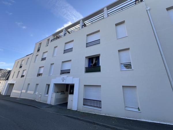 Appartement
                                                                                                                                                                                                                                                                                                                        3 pièce(s)                                                                                                                                                                                                          2 chambre(s)                                                                                                                                                                                                          82.86  m²