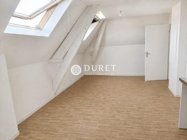 APPARTMENT T2 A LOUER - CENTRE DE CHOLET