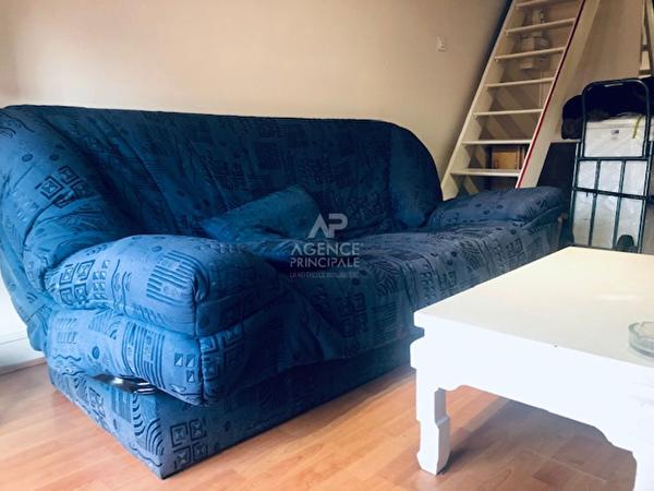 "Versailles Montreuil " studio meublé de 17 m² ! Loyer 673 €/mois charges comprises **  - Référence  8549