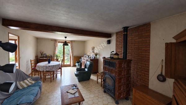 Maison traditionnelle 5 pièces à vendre à Belloy-en-France - 307 000 €