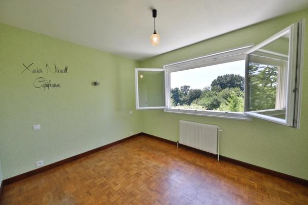 Maison à vendre 7 pièces proche de BOURG EN BRESSE (01)