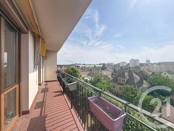 Appartement F3 à vendre  3 pièces - 71,60 m 2   TROYES  - 10